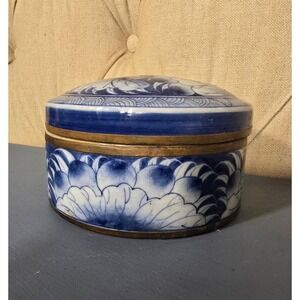 Vintage Blue & White Porcelain Lidded Box Thai Ceramic Jewelry or Trinket Box
